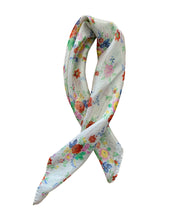 Cargar imagen en el visor de la galería, Pañuelo Sussex 70 x 70
